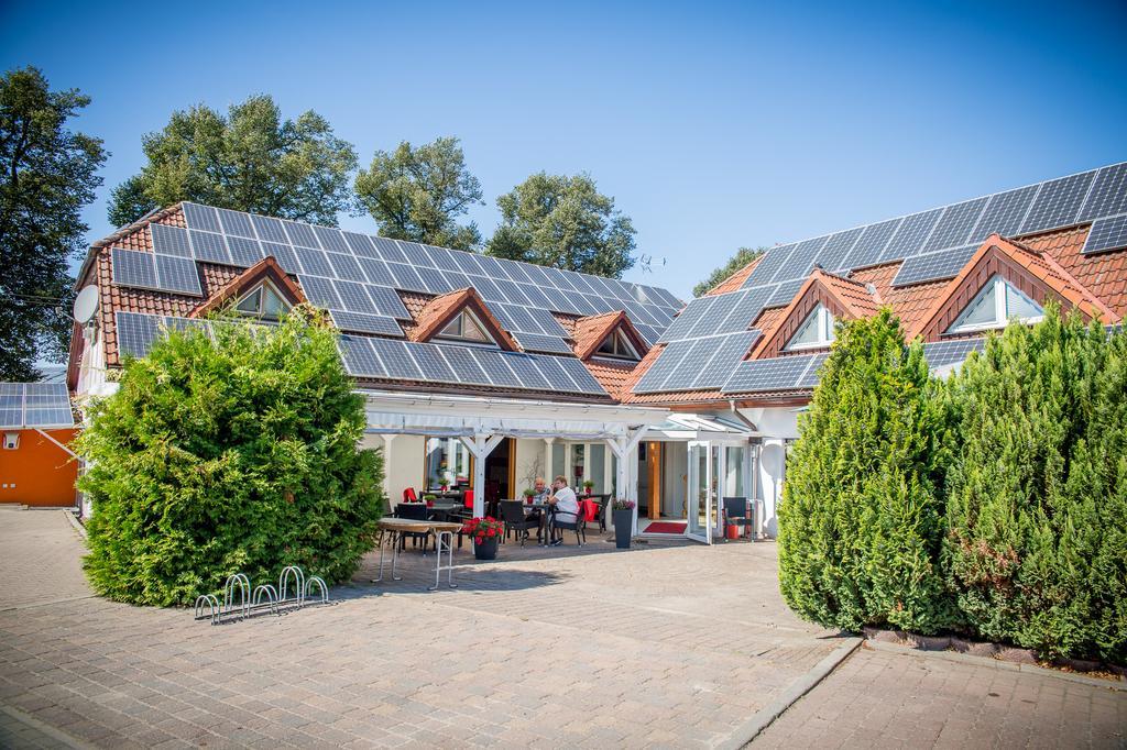 Landhotel Zum Baggernpuhl Wachow Exterior foto